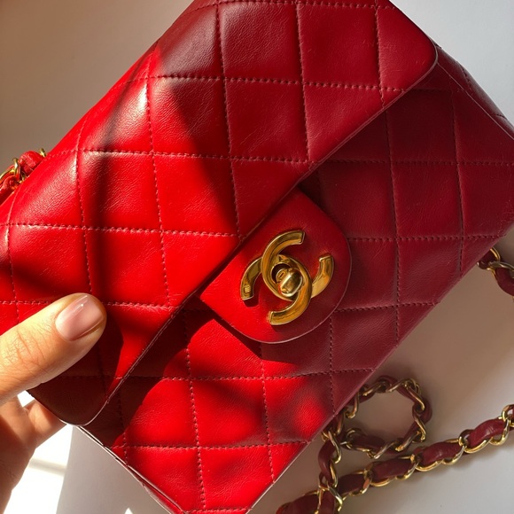 Chanel Square Mini Flap Bag in Red - Picture 1 of 8
